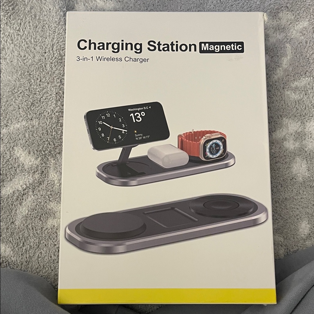 3-in-1 Magnetic Wireless Charger - White